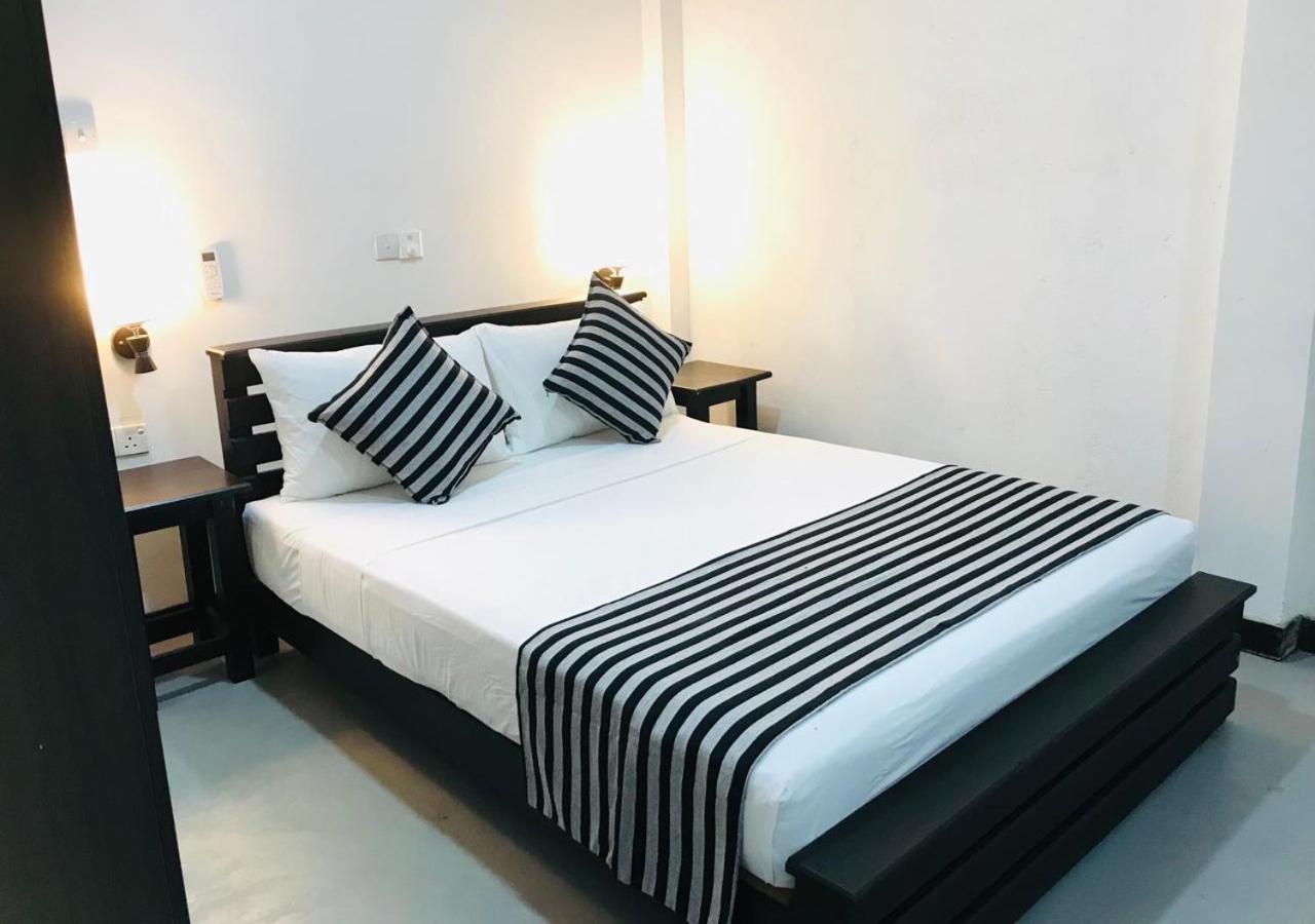 The Silent Sand Homestay Tangalle Exterior photo