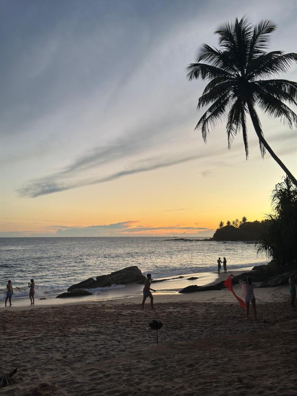 The Silent Sand Homestay Tangalle Exterior photo
